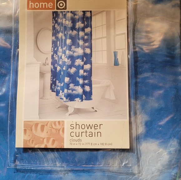 Vinyl shower curtain with blue and white clouds. New in package - Picture 2 of 5
